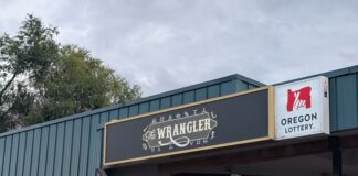 Prineville bar owner ordered to pay former employee nearly $8,000 amid ongoing troubles with state regulators
