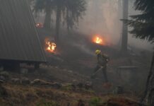 Crook County declares state of emergency as wildfires continue to threaten county