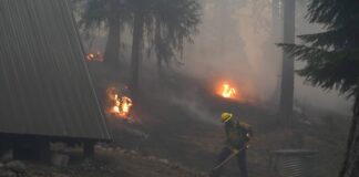 Crook County declares state of emergency as wildfires continue to threaten county